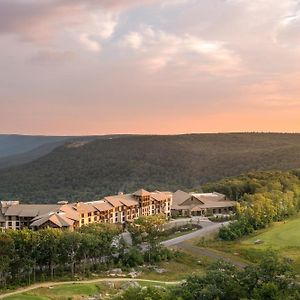 Cloudland At Mclemore Resort Lookout Mountain, Curio By Hilton